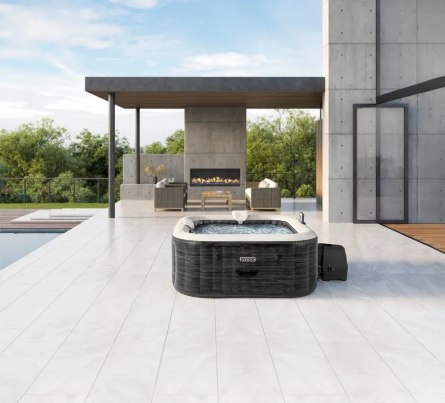INTEX PureSpa Greystone Deluxe jakuzzi füves kertben